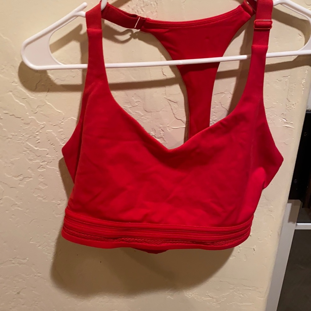 Lorna Jane red sports bra size L